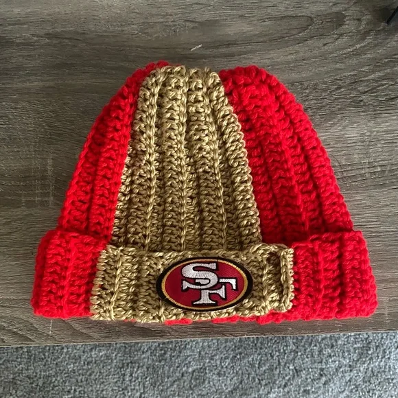 Team Beanies - Picture 4 of 16